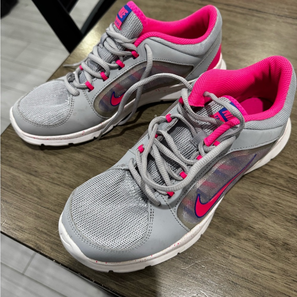 Nike Shoes 8.5